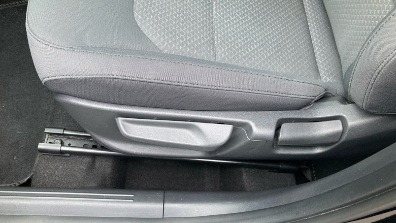 Kia Niro 1.6 GDi PHEV 2 5dr DCT Estate